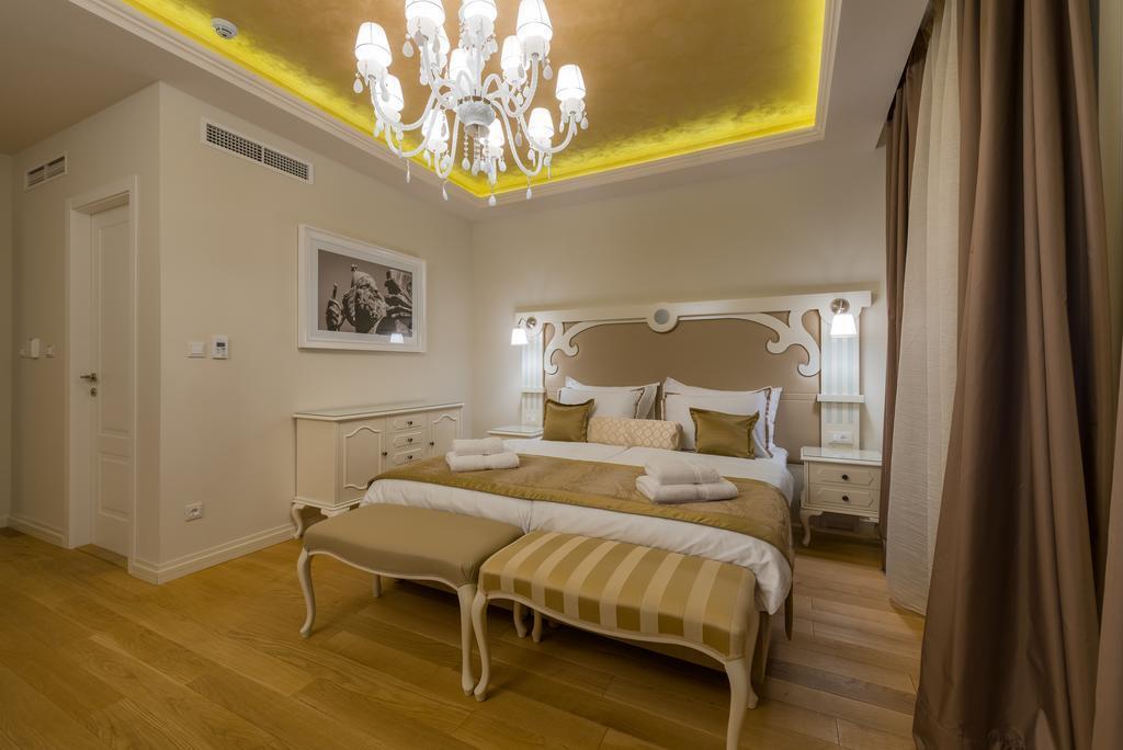 Piazza Heritage Hotel Сплит Экстерьер фото